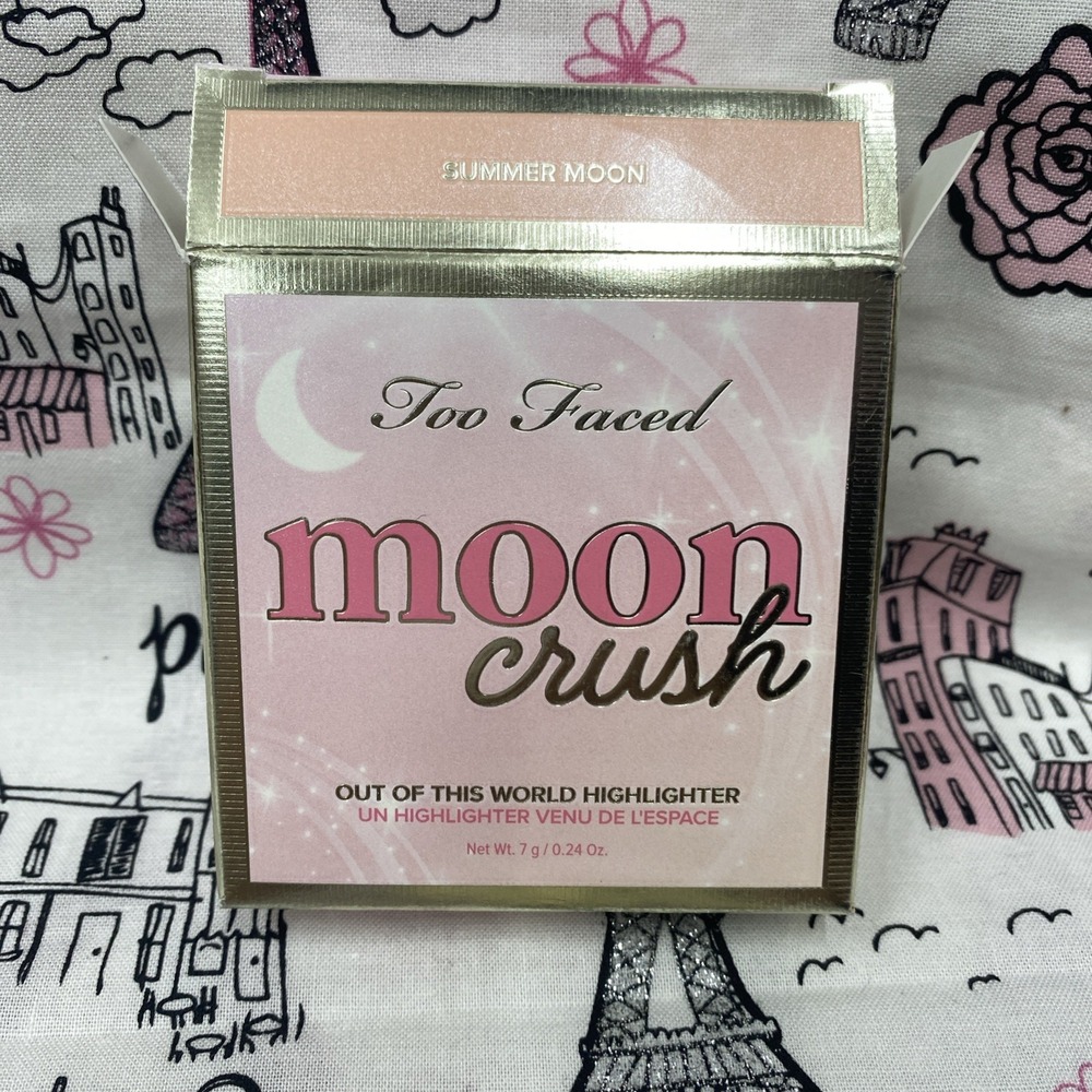 Too‎ Faced Moon Crush/SUMMER MOON HIGHLIGHTER/BRAND NEW/.24 OZ
